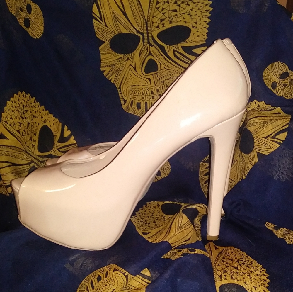 ⭐Stilleto heels